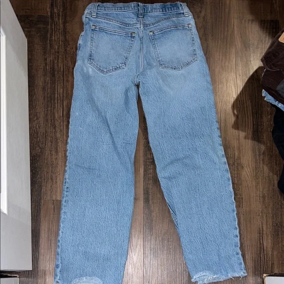 Abercrombie Cropped Light Blue Straight Leg Jeans - Picture 4 of 9